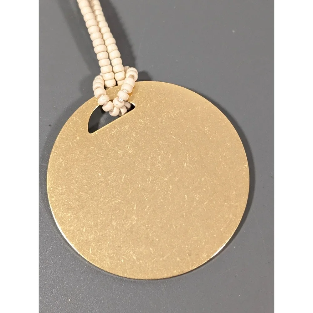 Madewell Gold Tone Round Pendant Cream Beaded Necklace Boho Chic Long 30‎ in - Picture 8 of 9